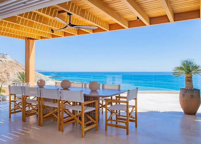 New Stunning Villa, Full Staff, Gym And Has Its Own Private Swimmable *