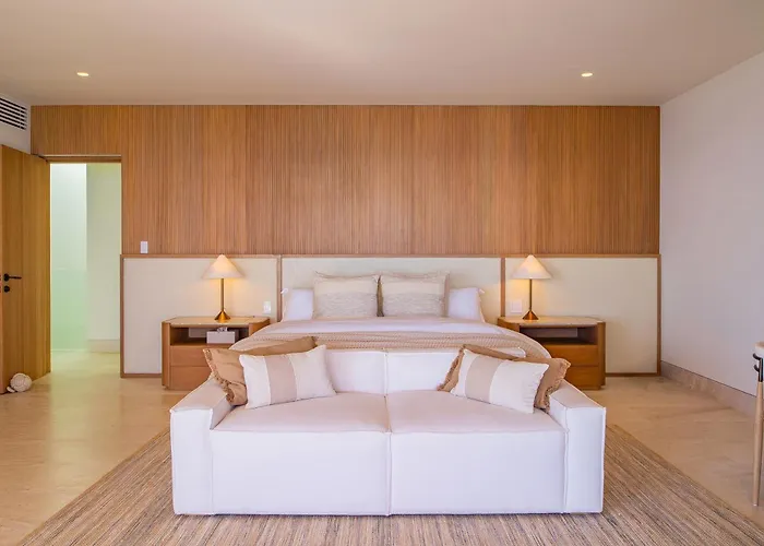 New Stunning Villa, Full Staff, Gym And Has Its Own Private Swimmable San José del Cabo