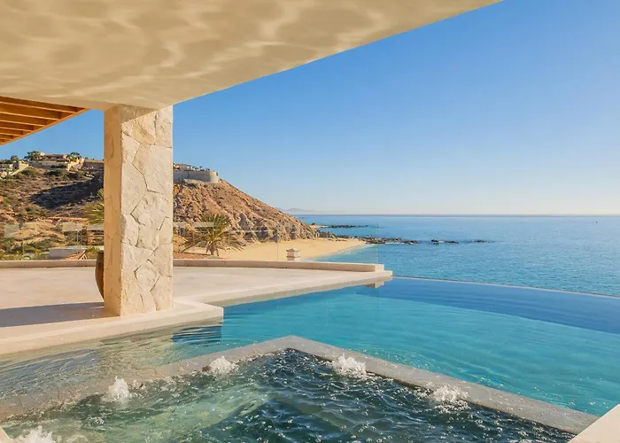 New Stunning Villa, Full Staff, Gym And Has Its Own Private Swimmable